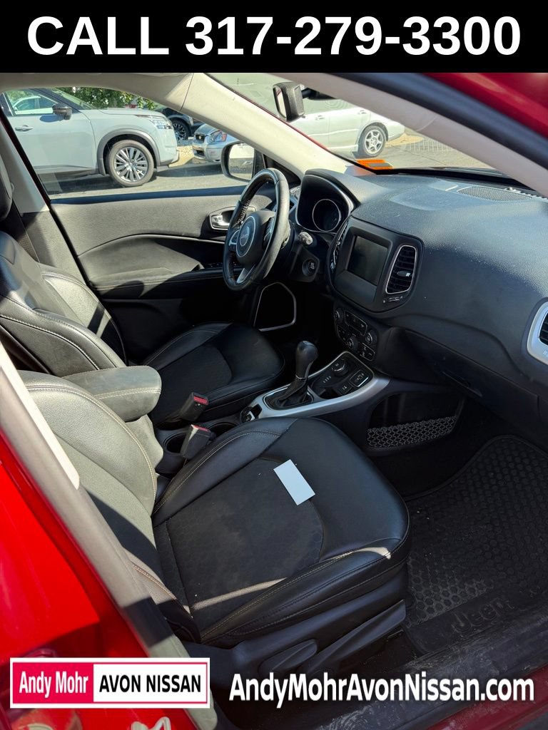 Used 2019 Jeep Compass Latitude w/ Cold Weather Group AWD/4WD image 7