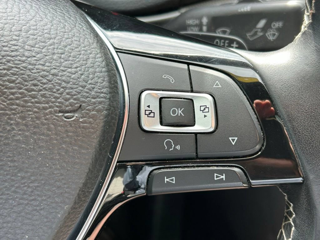 Used 2018 Volkswagen Passat 3.6 FWD image 28