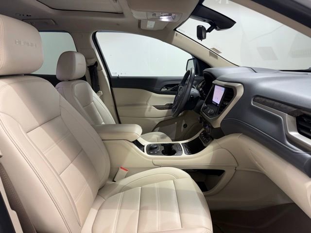 Used 2021 GMC Acadia Denali w/ Denali Technology Package AWD/4WD image 32