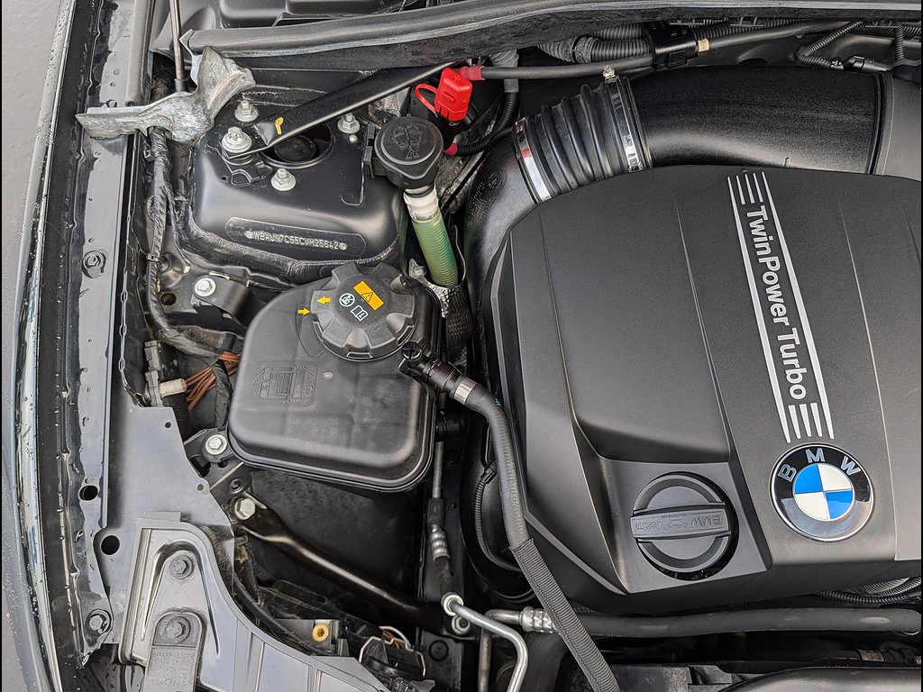 Used 2012 BMW 135i Convertible RWD image 29
