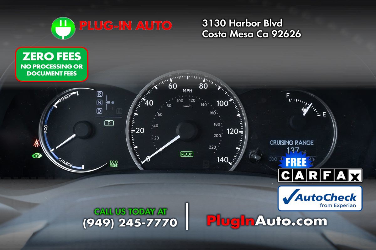 Used 2016 Lexus CT 200h w/ Navigation Package FWD image 23