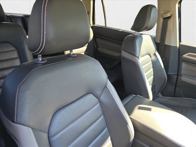 Used 2021 Volkswagen Atlas SEL Premium image 21