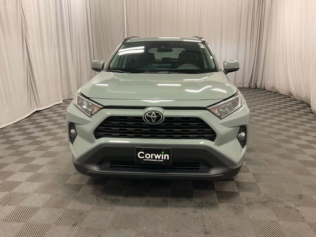Used 2021 Toyota RAV4 XLE w/ Convenience Package image 3