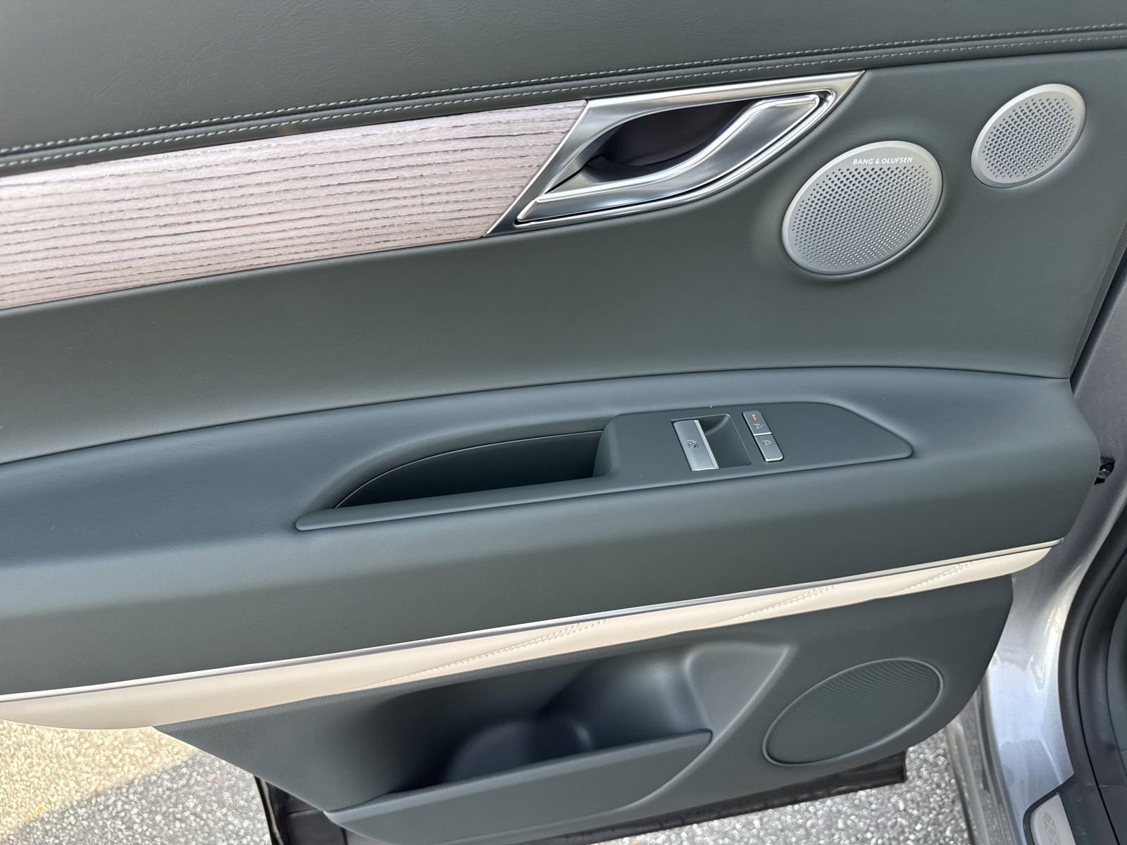 Used 2026 Genesis GV80 2.5T Prestige image 17