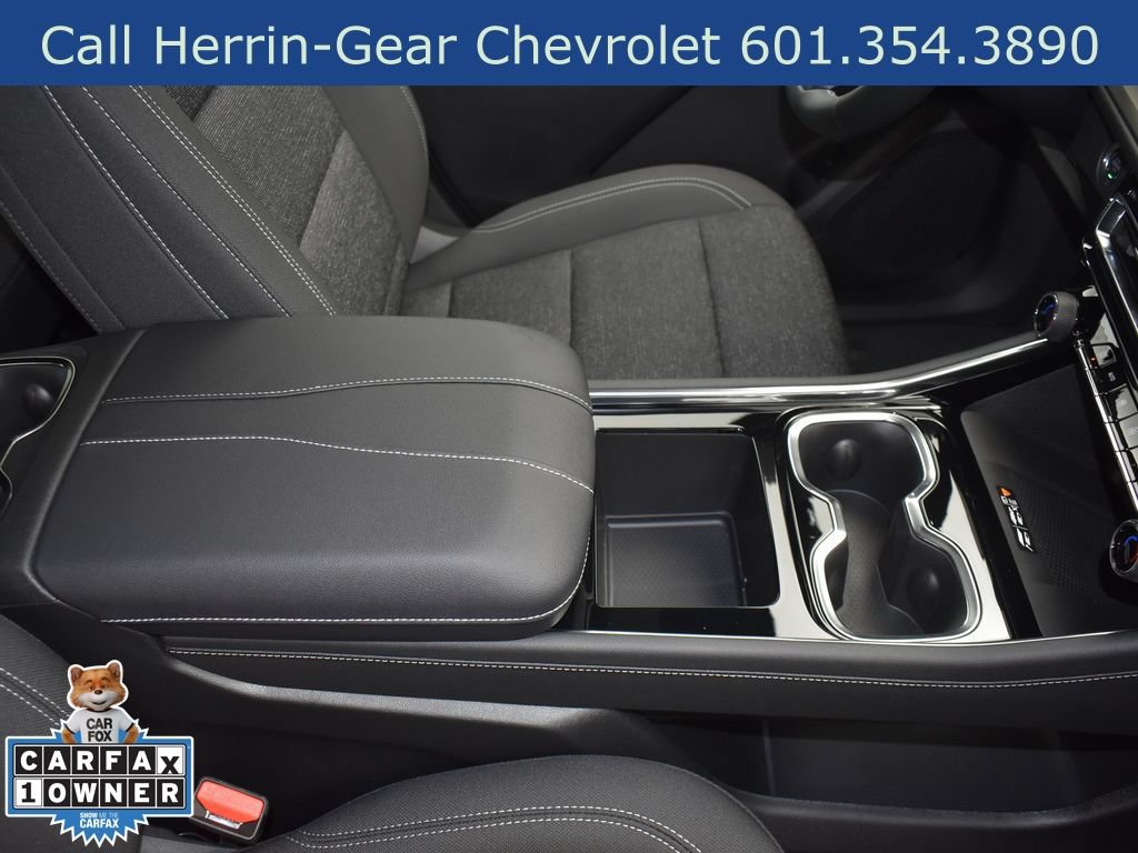Used 2025 Chevrolet Traverse LT FWD image 27