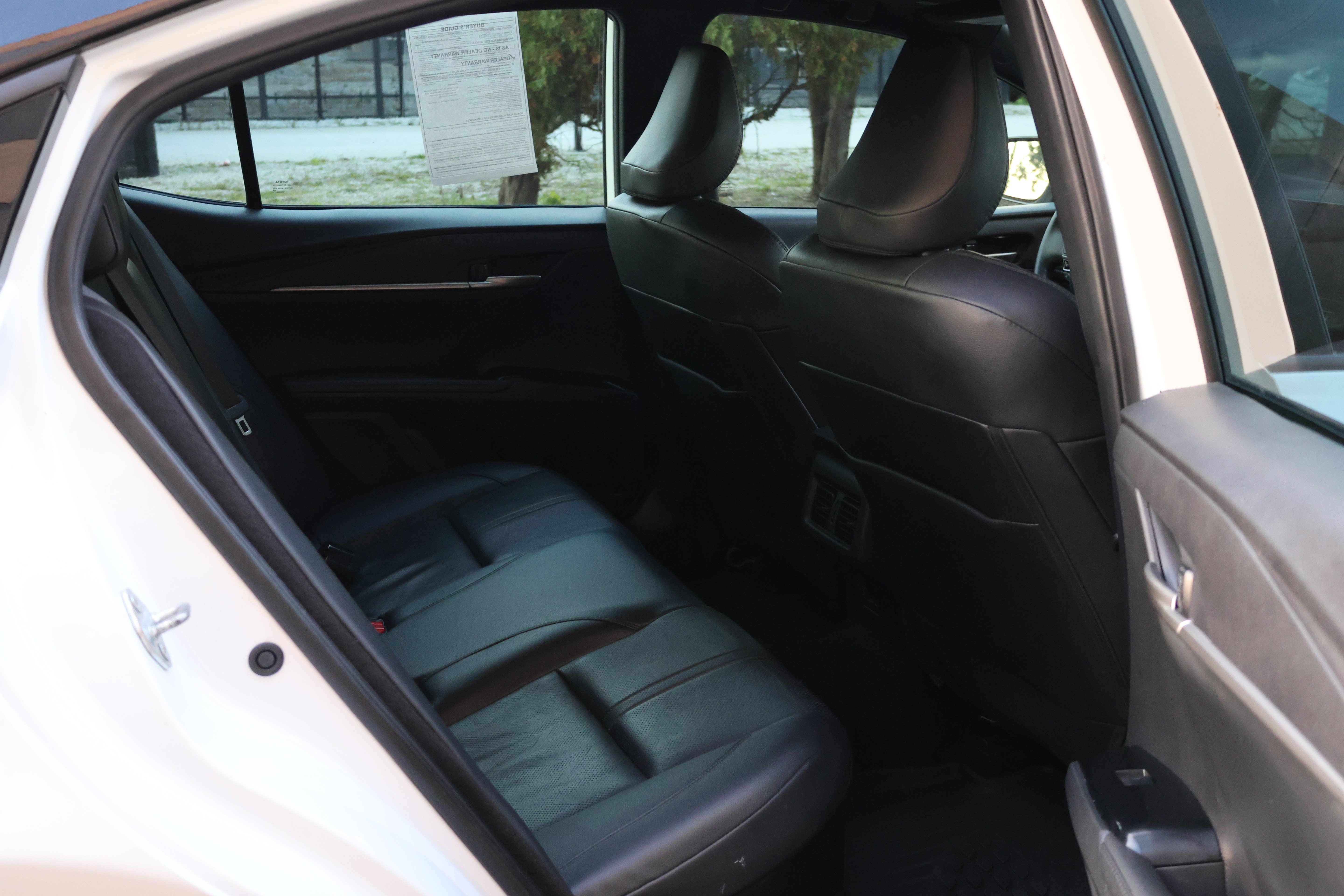 Used 2025 Toyota Camry XSE FWD image 17