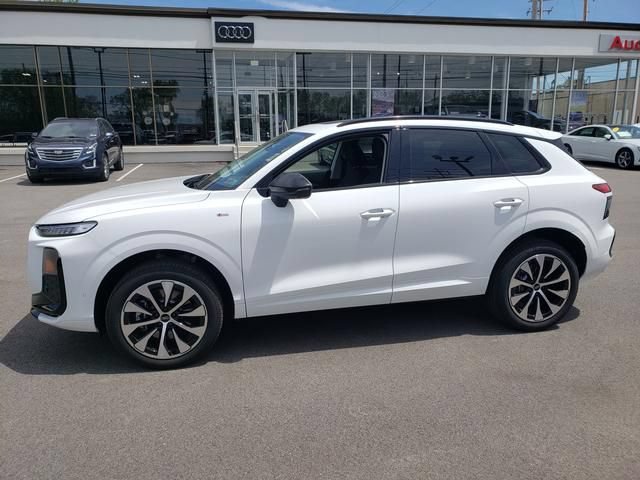 New 2026 Audi Q3 quattro 2.0T AWD/4WD image 6