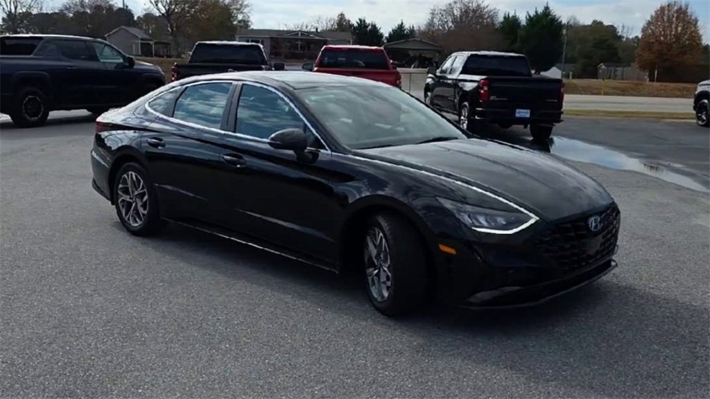 Used 2021 Hyundai Sonata SEL image 2