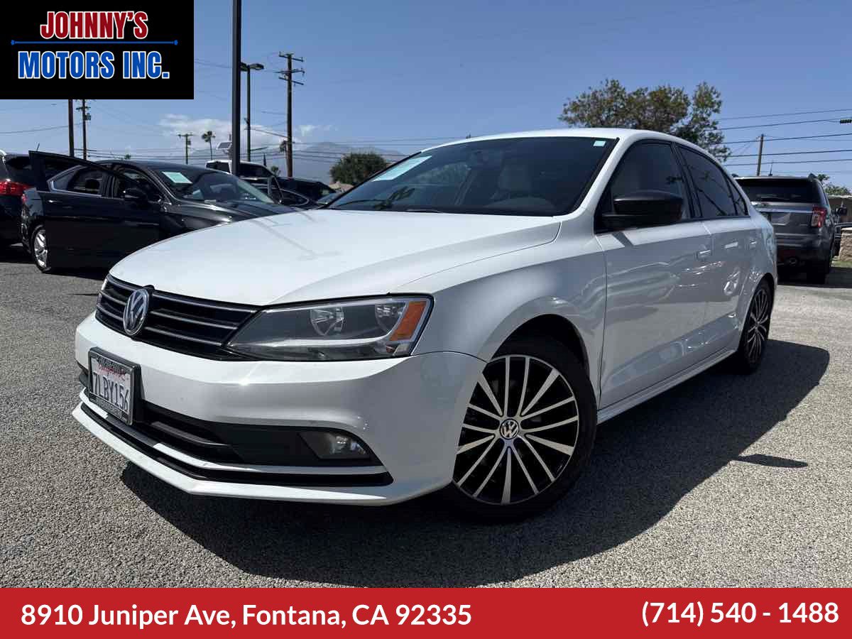Used 2015 Volkswagen Jetta Sport FWD image 1