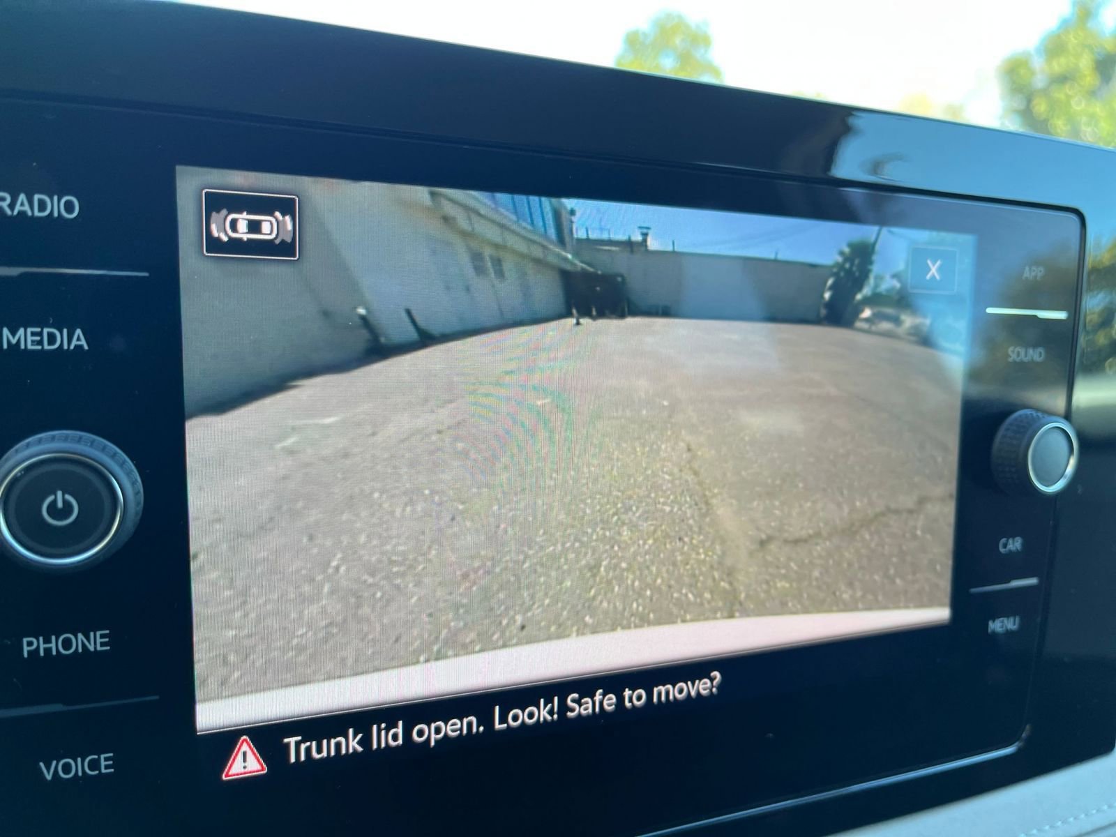 Used 2025 Volkswagen Taos SE FWD image 24