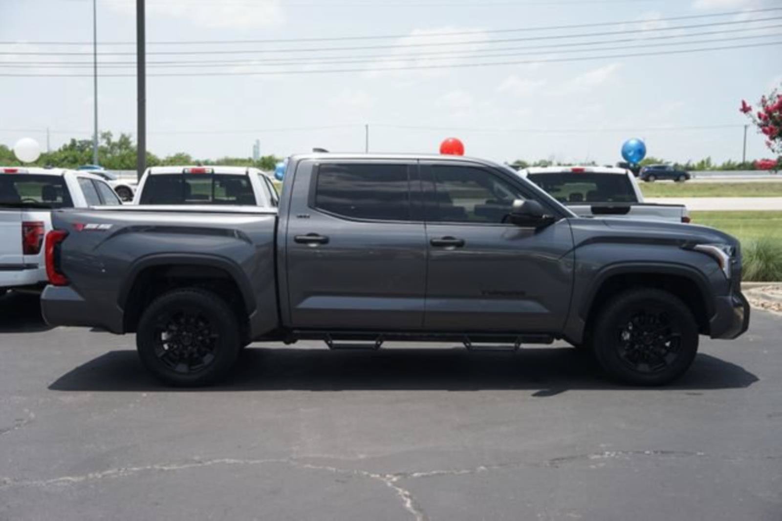Used 2023 Toyota Tundra SR5 AWD/4WD image 5