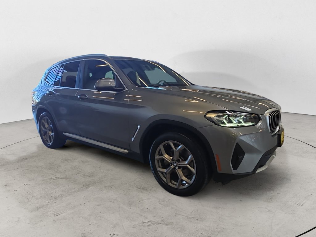 Used 2023 BMW X3 xDrive30i w/ Convenience Package AWD/4WD image 5