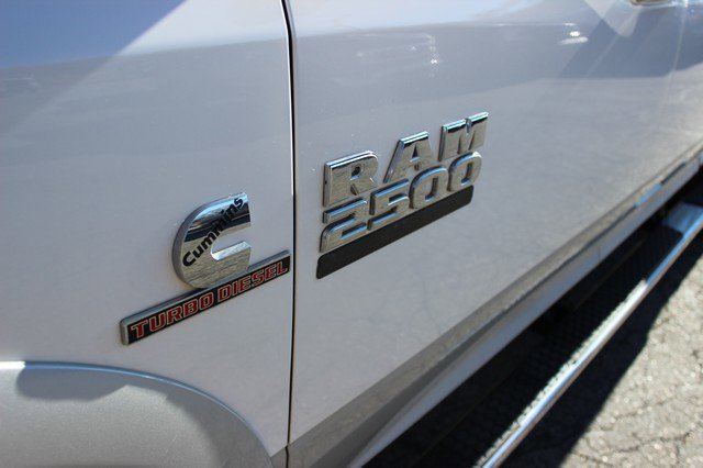 Used 2013 RAM 2500 Laramie w/ Convenience Group AWD/4WD image 2