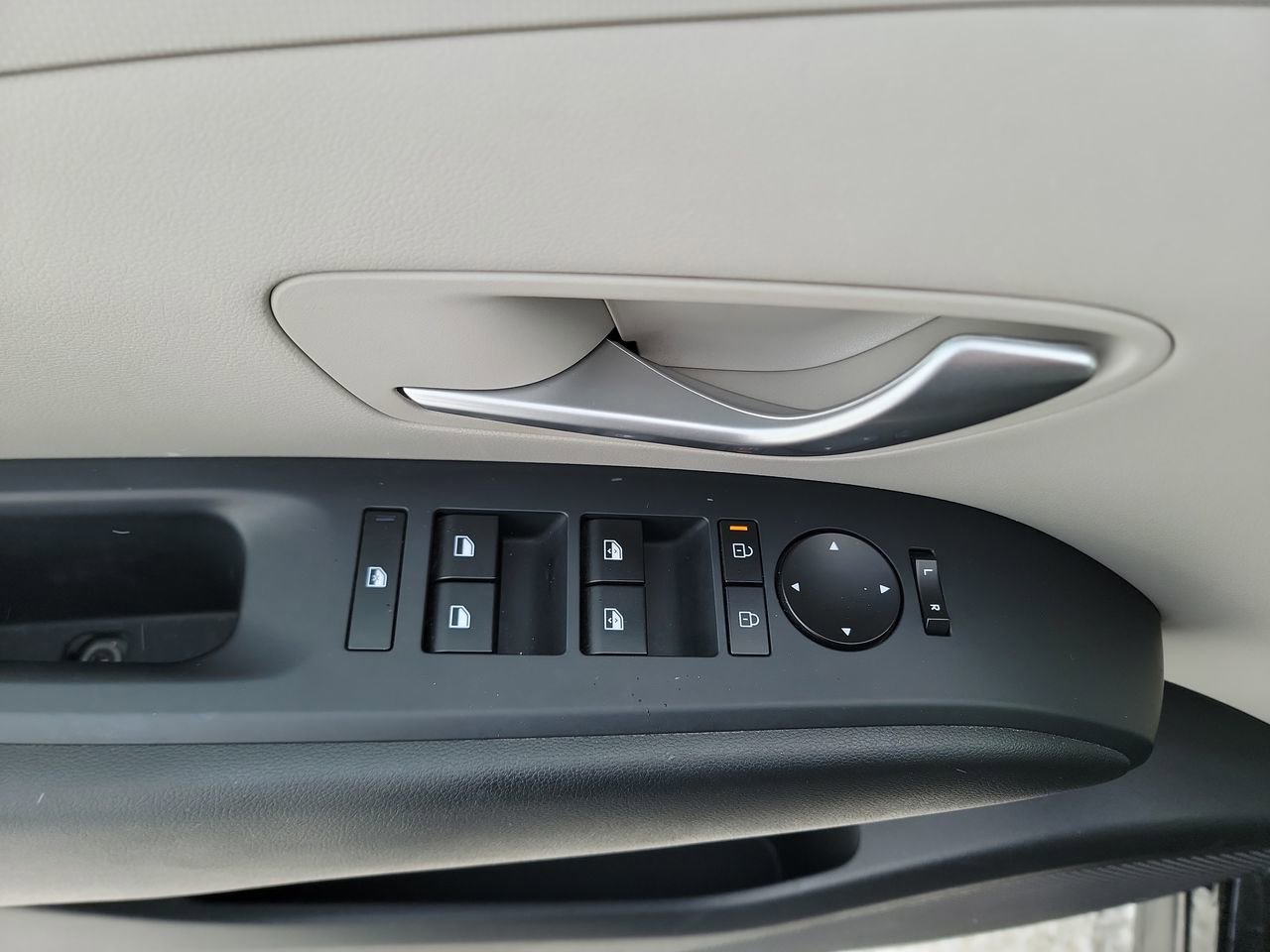 Certified 2025 Hyundai Tucson SEL image 11