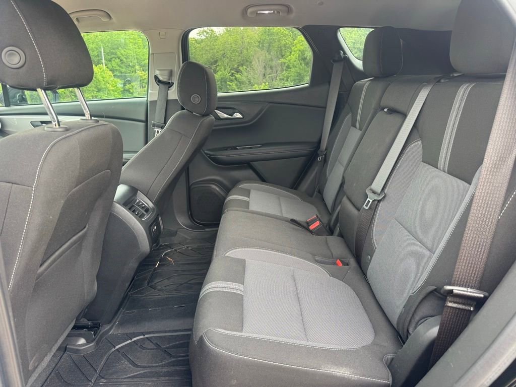 Used 2024 Chevrolet Blazer LT w/ LPO, Floor Liner Package FWD image 12