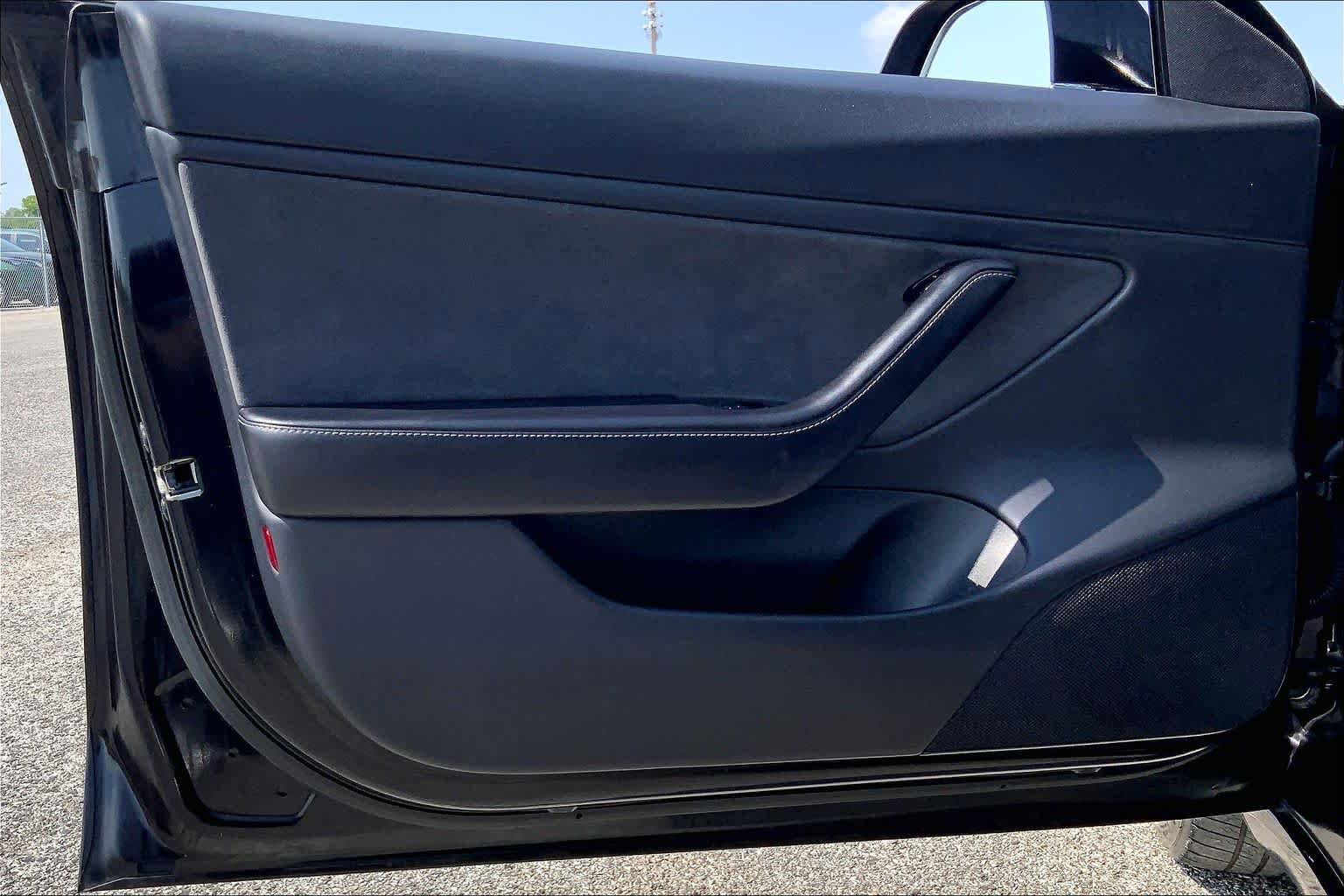 Used 2018 Tesla Model 3 Long Range RWD image 20