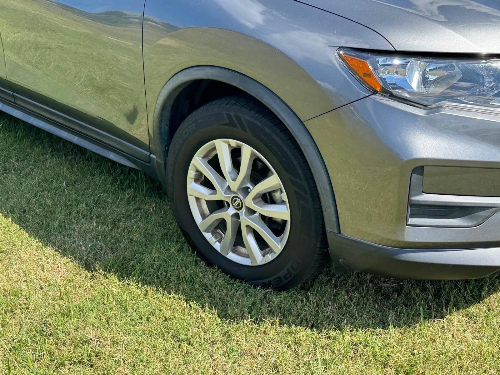 Used 2019 Nissan Rogue SV AWD/4WD image 11