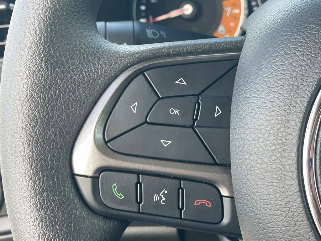 Used 2022 Jeep Renegade Sport image 23