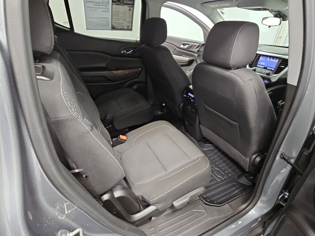 Used 2022 GMC Acadia SLE w/ Driver Convenience Package FWD image 36