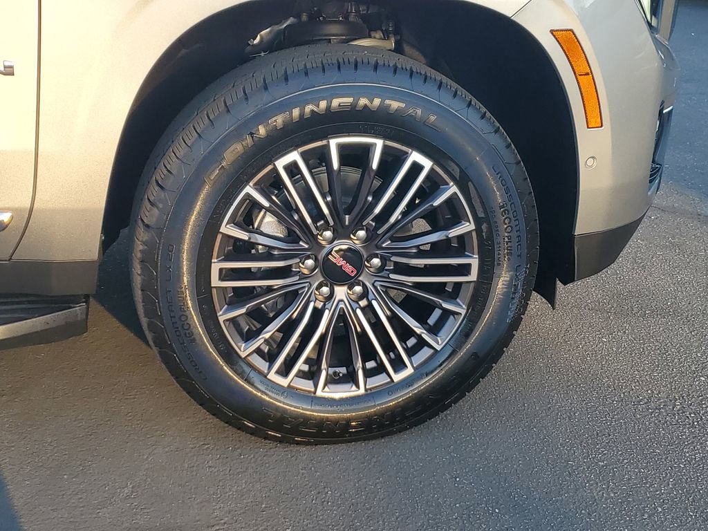 New 2026 GMC Yukon XL Elevation w/ Elevation Premium Package image 5