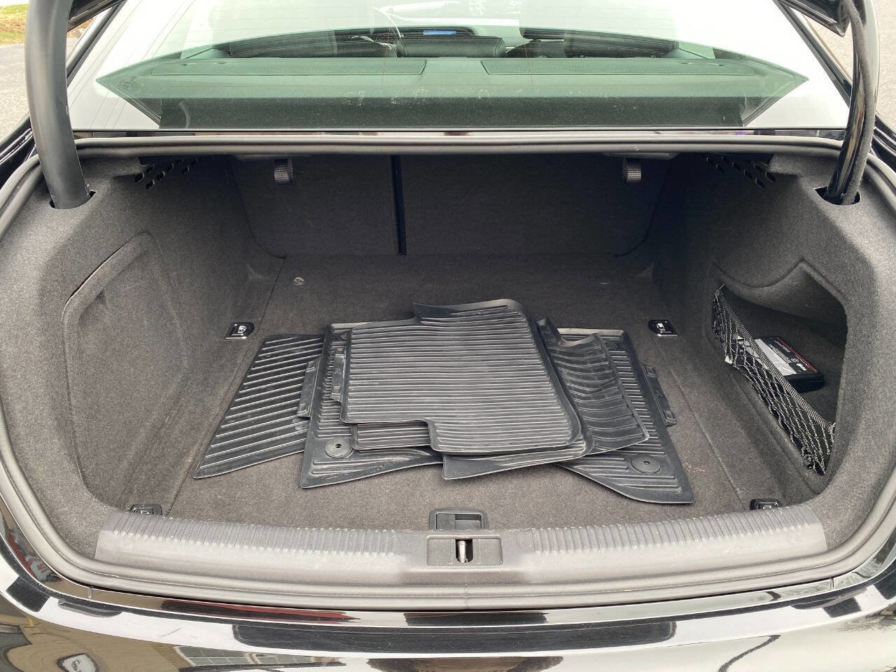 Used 2016 Audi A4 2.0T Premium Plus w/ Technology Package image 25