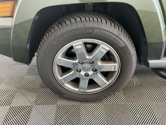 Used 2007 Jeep Commander Sport AWD/4WD image 9