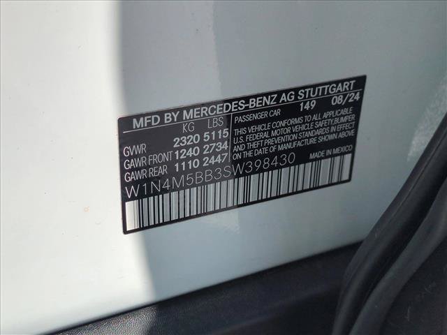 Used 2025 Mercedes-Benz GLB 35 AMG 4MATIC image 26