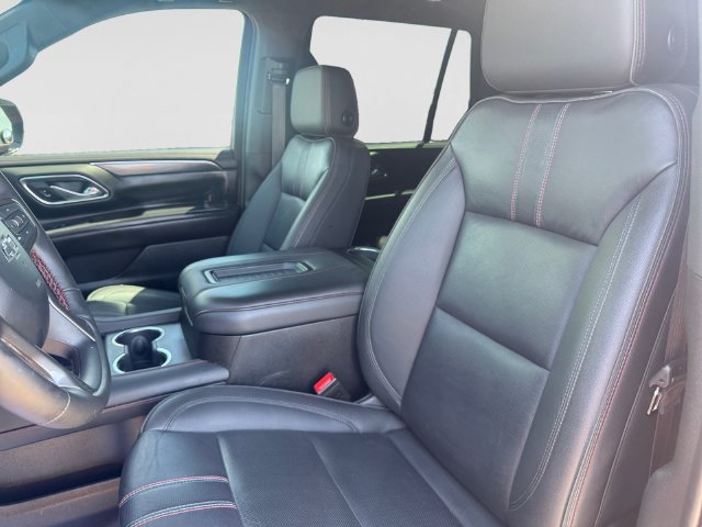 Used 2024 Chevrolet Tahoe RST w/ Luxury Package AWD/4WD image 11