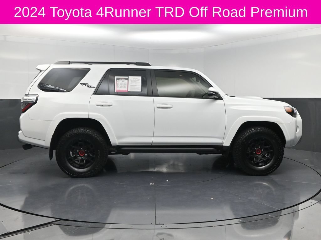 Used 2024 Toyota 4Runner TRD Off-Road Premium w/ Moonroof Package AWD/4WD image 4