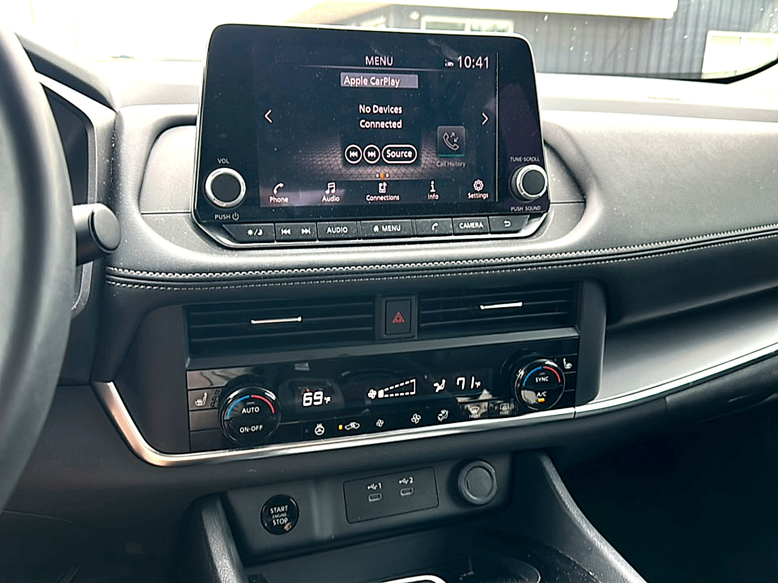 Used 2024 Nissan Rogue SV w/ SV Premium Package FWD image 10