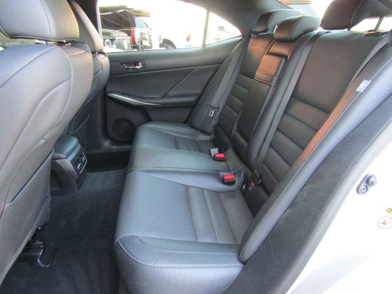 Used 2015 Lexus IS 250 w/ F-Sport Package RWD image 10