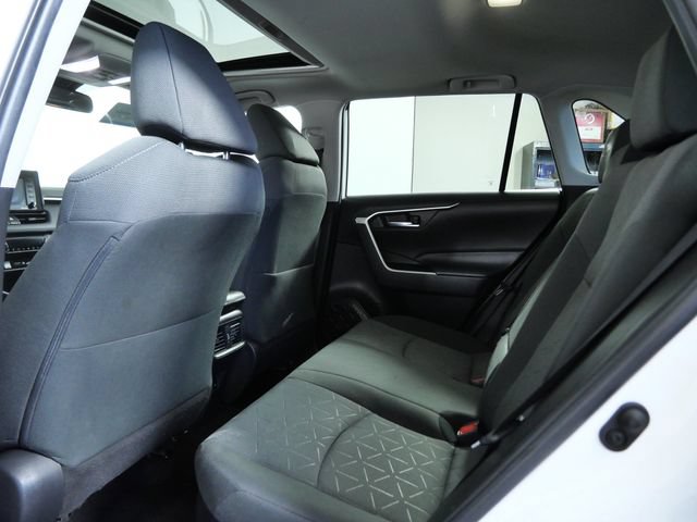 Used 2022 Toyota RAV4 XLE w/ Convenience Package AWD/4WD image 12