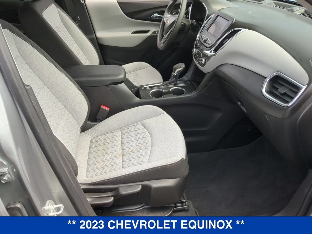 Used 2023 Chevrolet Equinox LS w/ LS Convenience Package AWD/4WD image 21