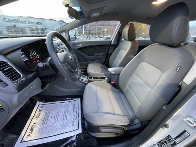 Used 2017 Kia Forte LX image 19