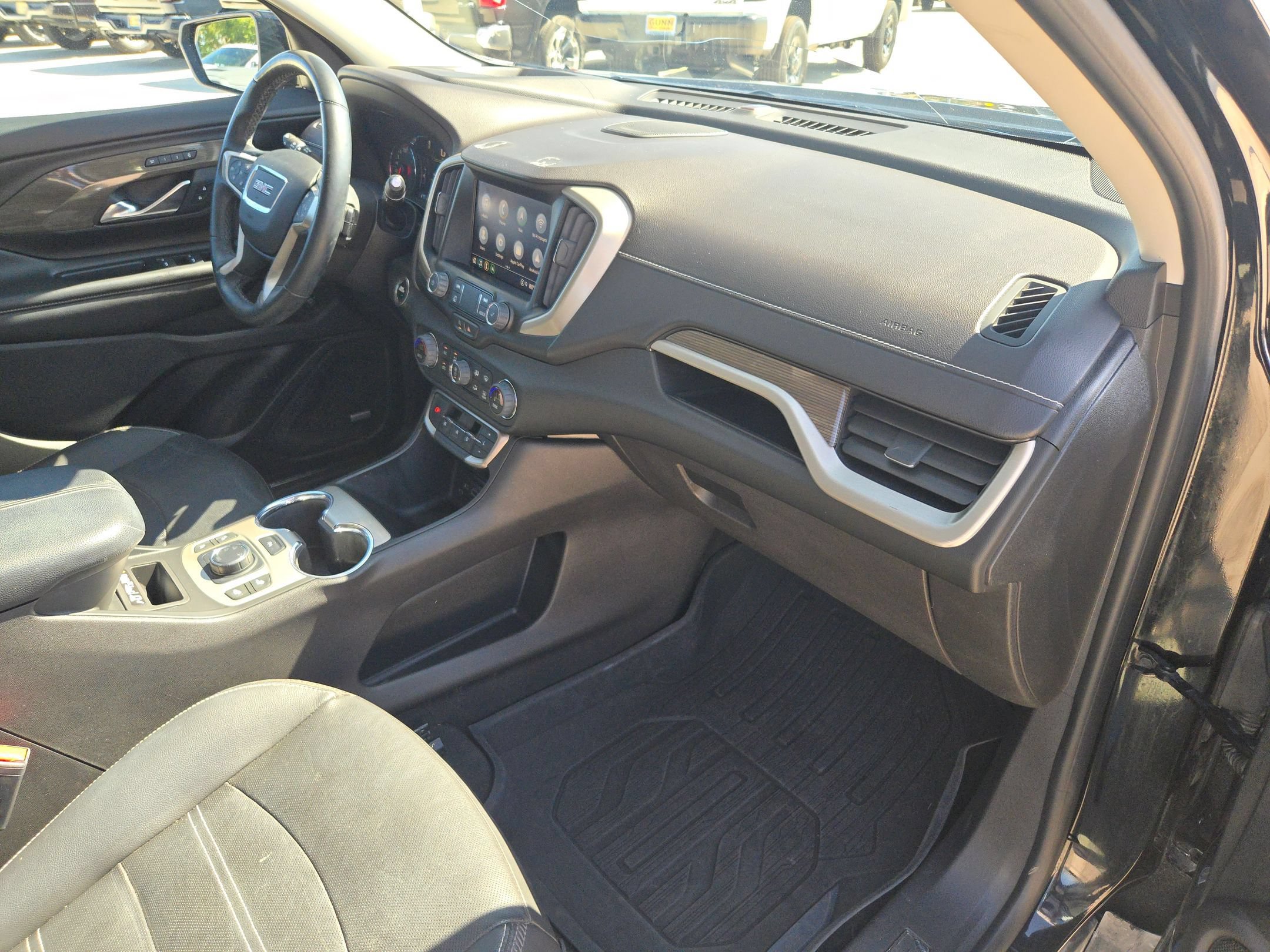 Used 2023 GMC Terrain Denali AWD/4WD image 30