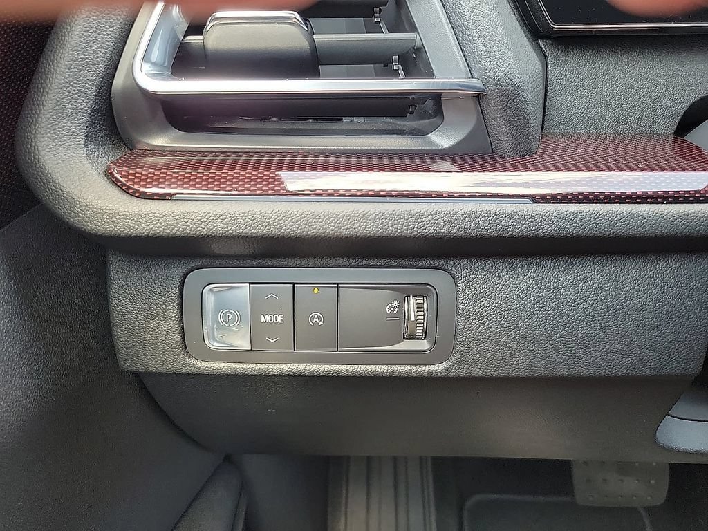 Used 2026 Chevrolet Traverse RS FWD image 14