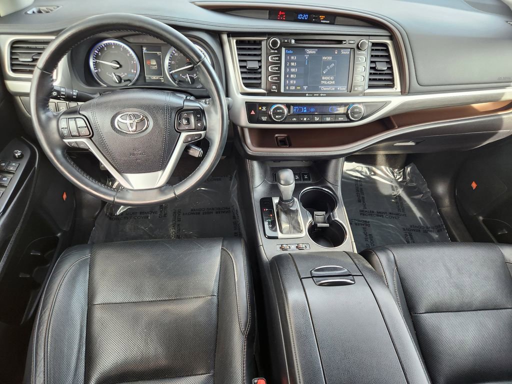 Used 2019 Toyota Highlander Limited Platinum image 16