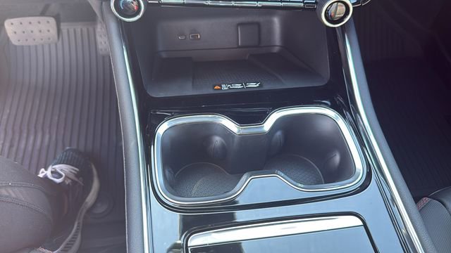 New 2026 Chevrolet Traverse RS w/ LPO, Floor Liner Package FWD image 20