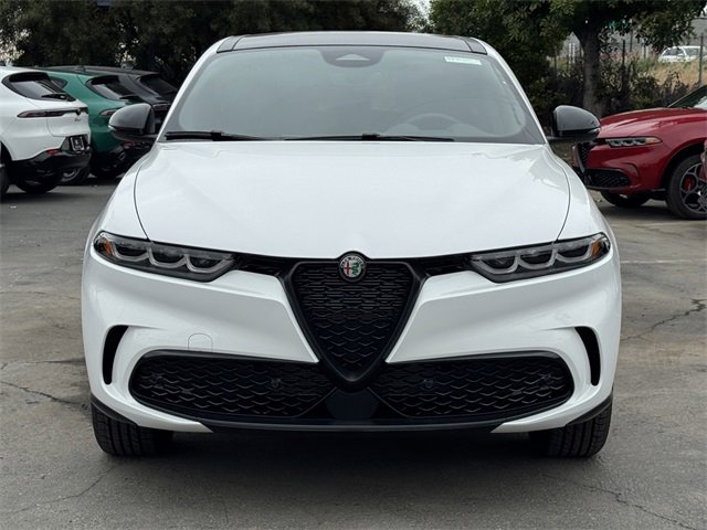 New 2025 Alfa Romeo Tonale image 2