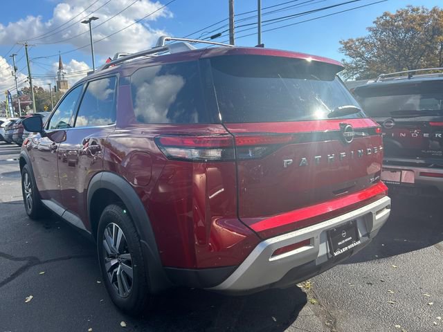 Certified 2024 Nissan Pathfinder SL image 4