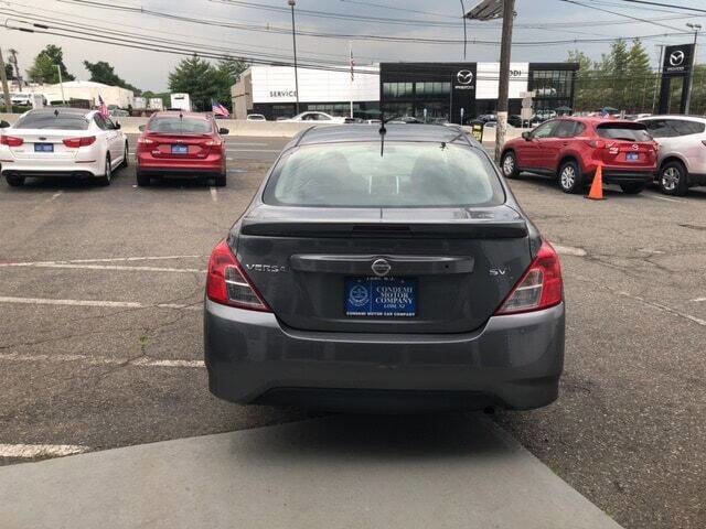 Used 2017 Nissan Versa SV image 6