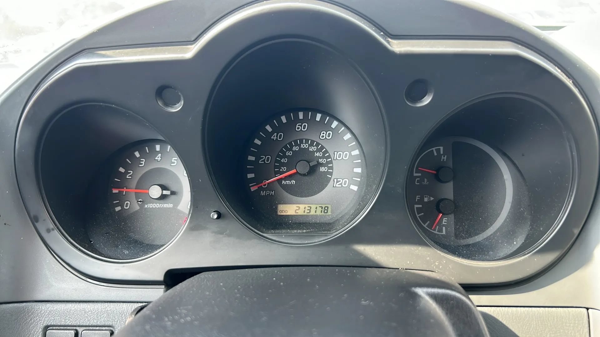 Used 2002 Nissan Frontier XE RWD image 9