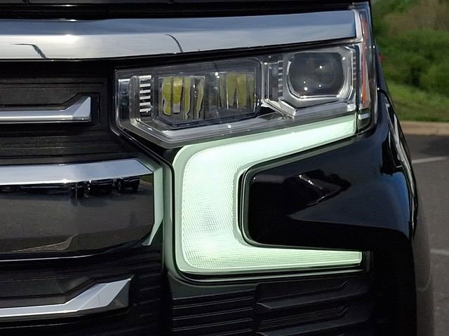 Certified 2023 Chevrolet Silverado 1500 LTZ w/ LTZ Premium Package image 8