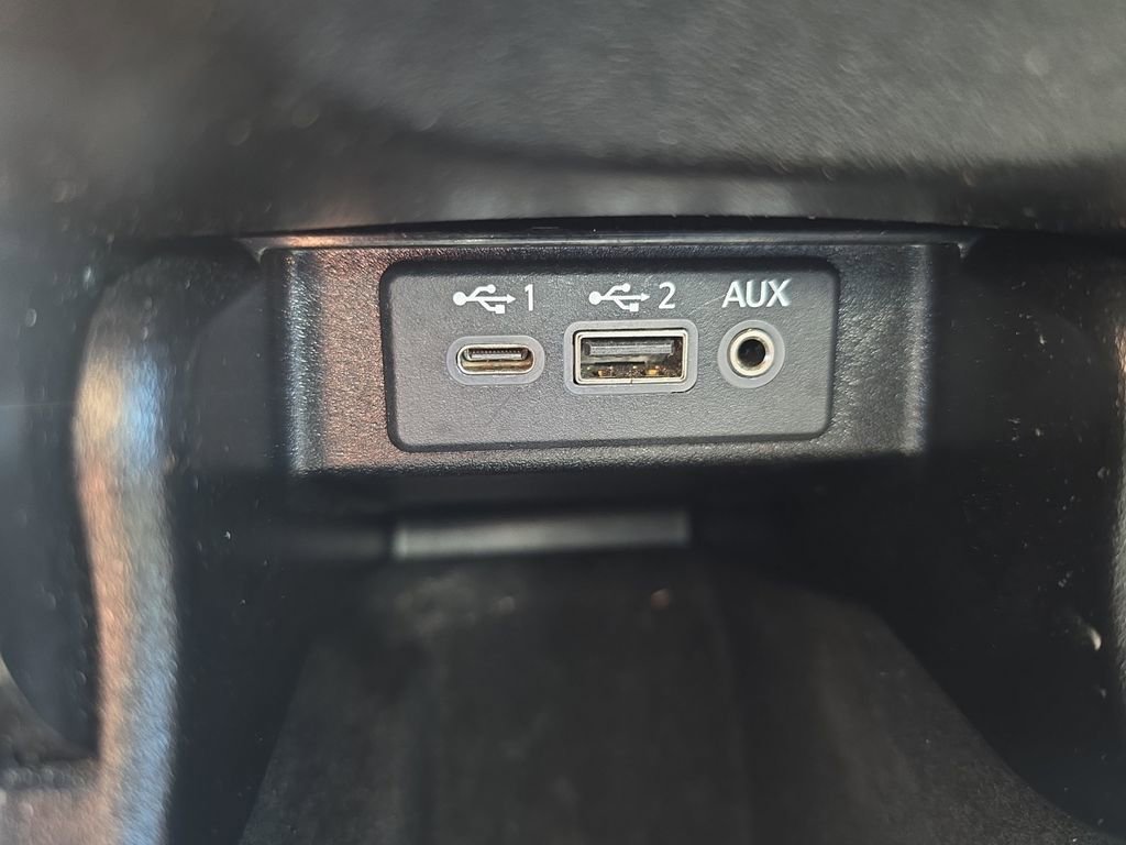 Used 2021 Nissan Maxima 3.5 SV w/ Floor Mat Group FWD image 25