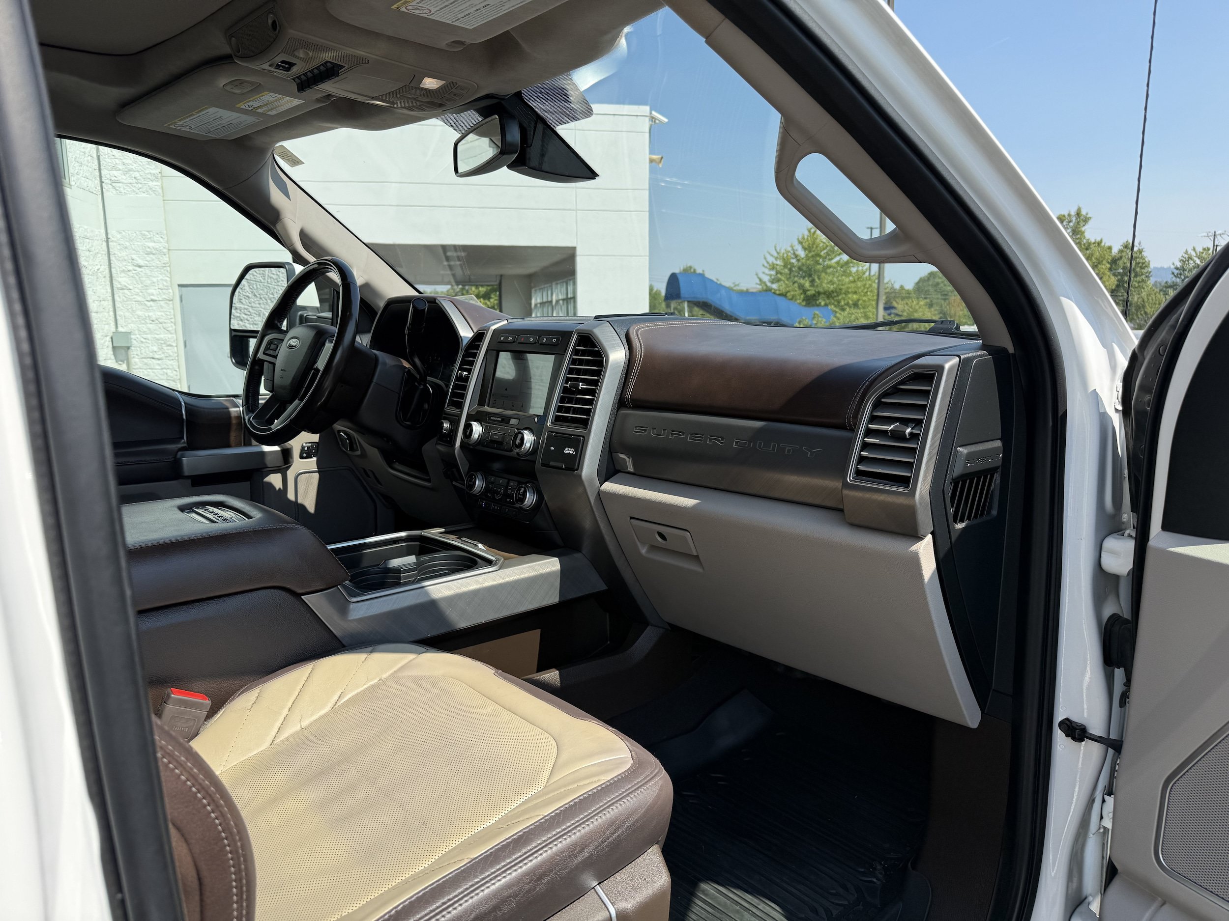 Used 2019 Ford F350 Limited AWD/4WD image 22
