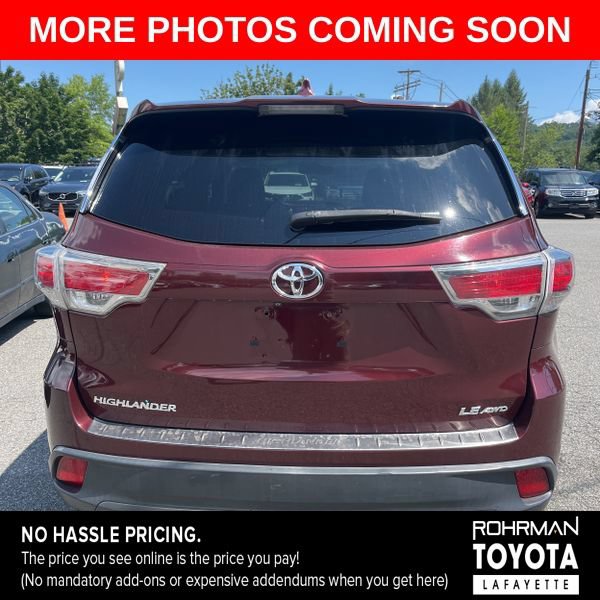 Used 2015 Toyota Highlander LE AWD/4WD image 4