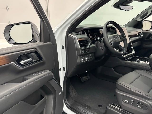 New 2026 GMC Yukon XL Denali w/ Denali Reserve Package image 20