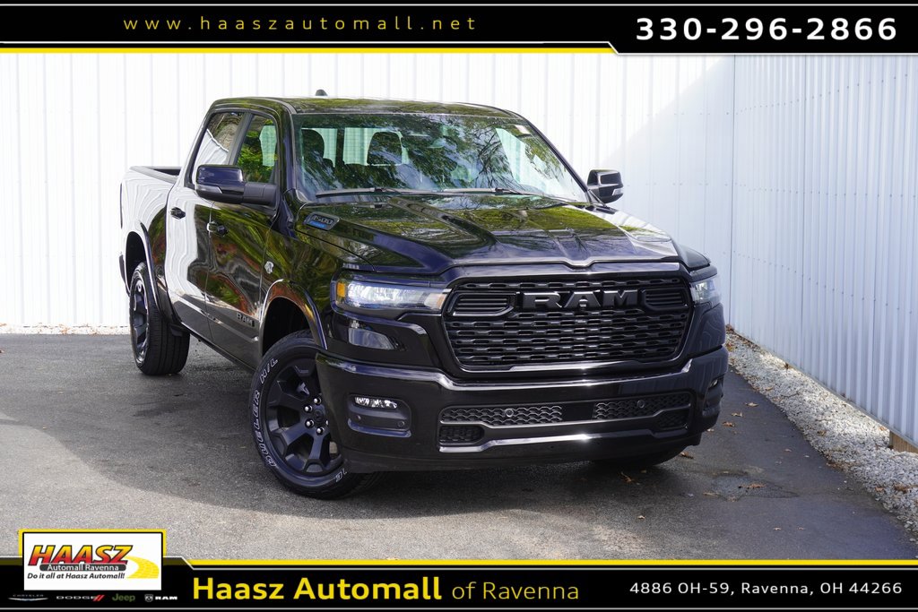 New 2026 RAM 1500 4x4 Crew Cab video 1