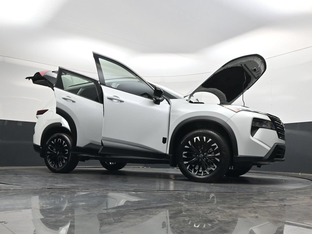 New 2026 Nissan Rogue Dark Armor FWD image 41