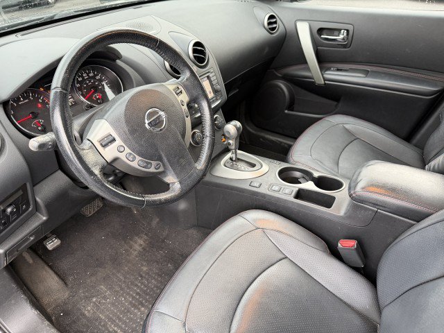 Used 2013 Nissan Rogue SL AWD/4WD image 9